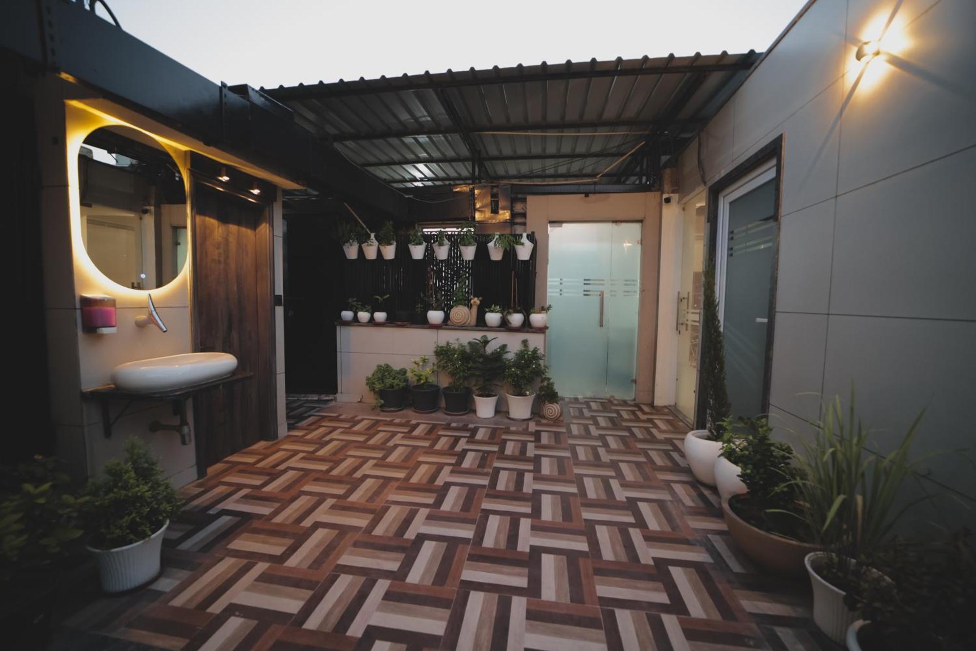 Hotel Stay Well Dx New Delhi Exterior foto