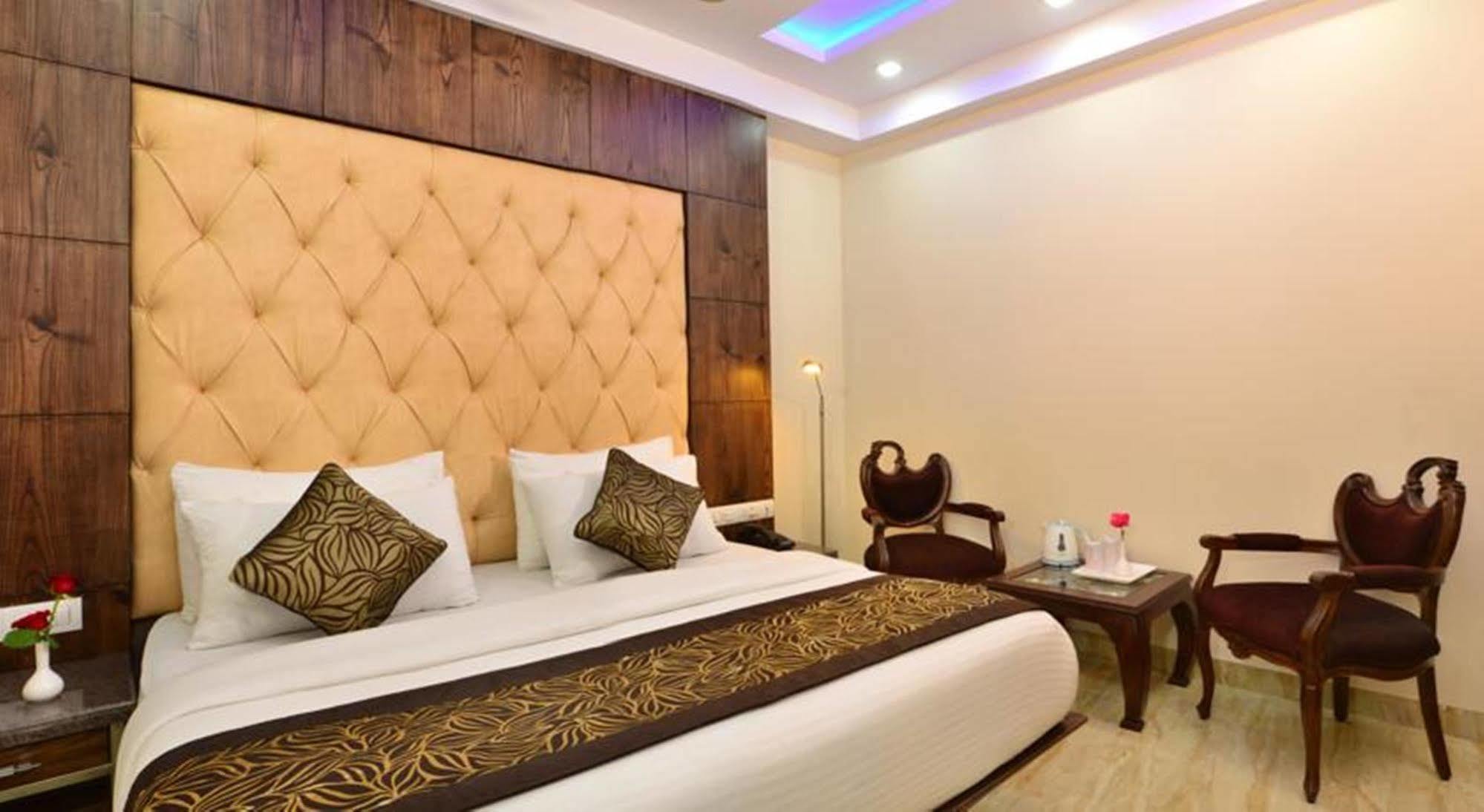 Hotel Stay Well Dx New Delhi Exterior foto