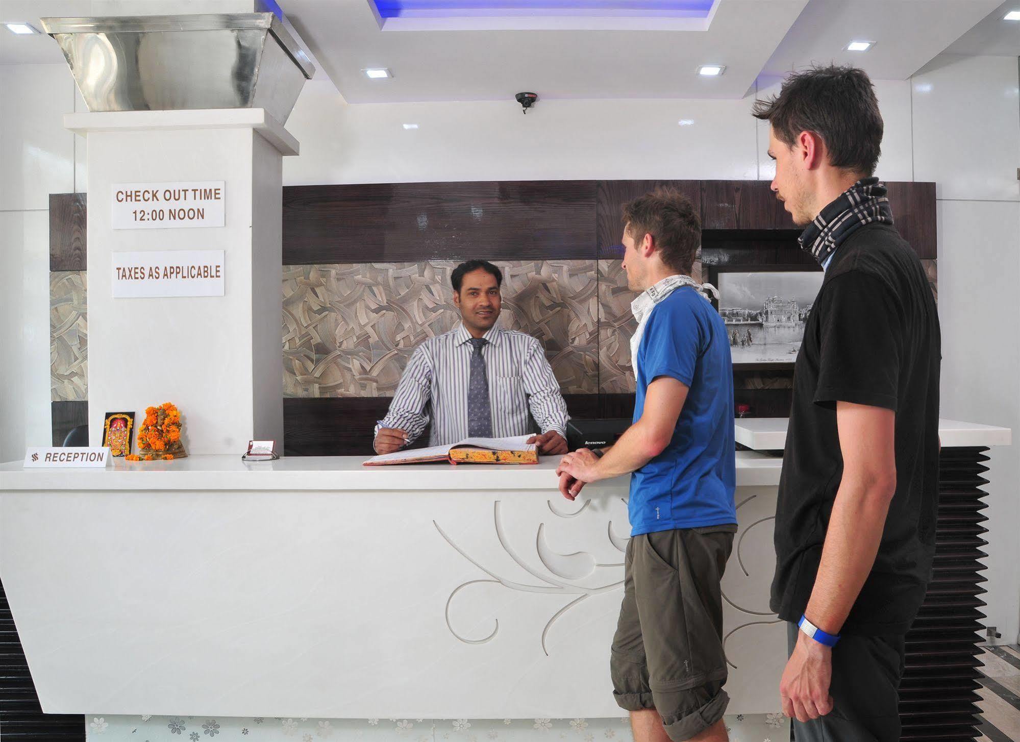 Hotel Stay Well Dx New Delhi Exterior foto