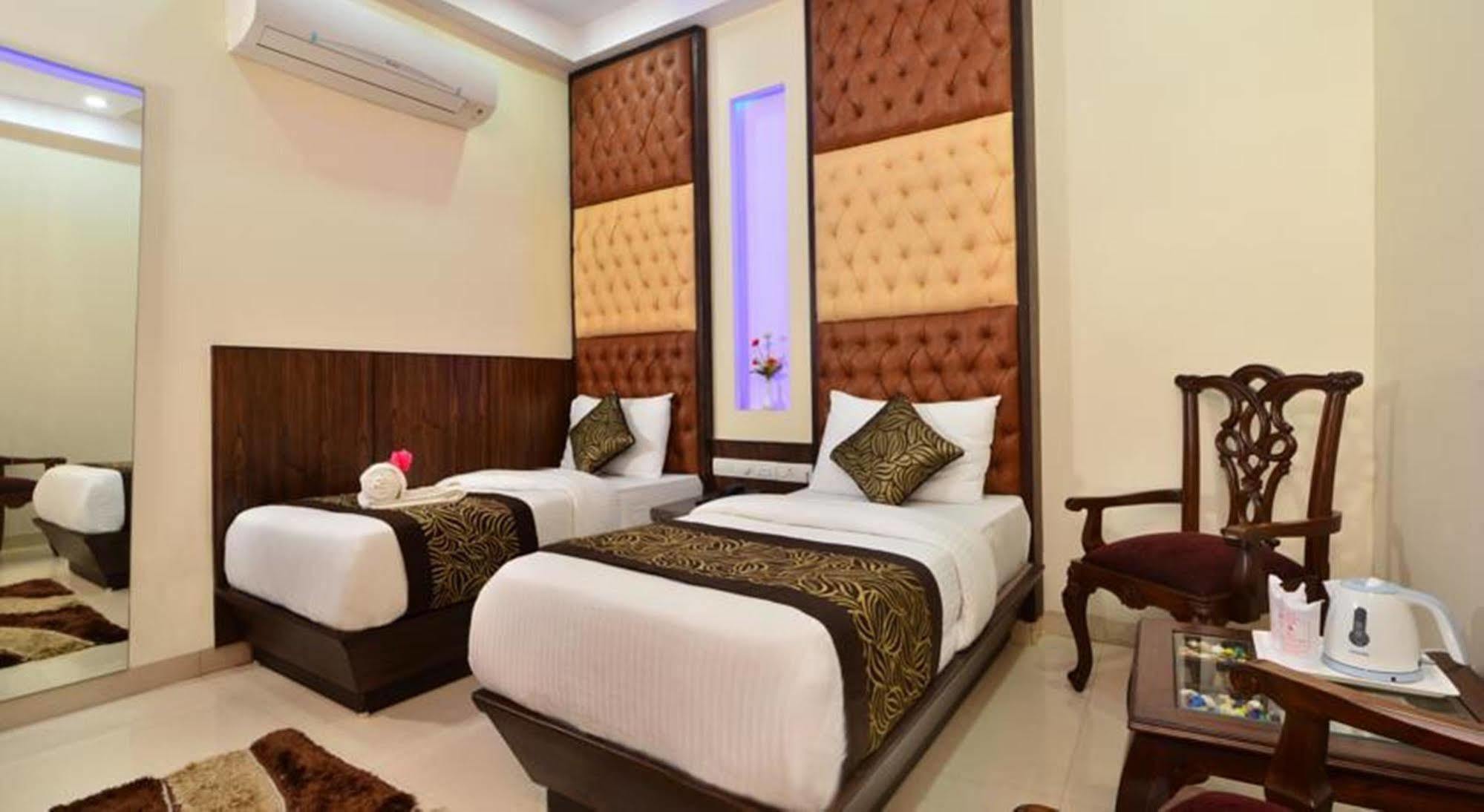 Hotel Stay Well Dx New Delhi Exterior foto